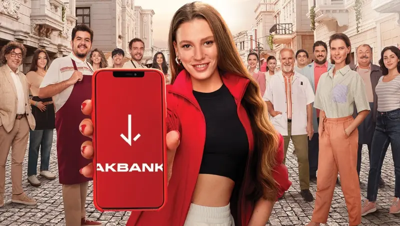 Serenay Sarıkaya ile Burak Kılıç Akbank Reklamı